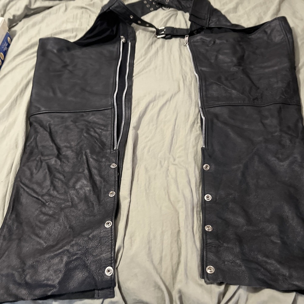 Black Genuine  Leather Biker Chaps Size Large Made In Pakistan